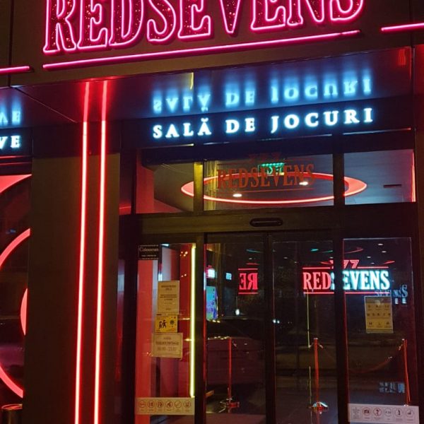 Litere volumterice cu neon led - Casino