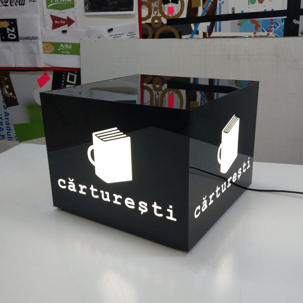 caseta tabletop expozitie - front